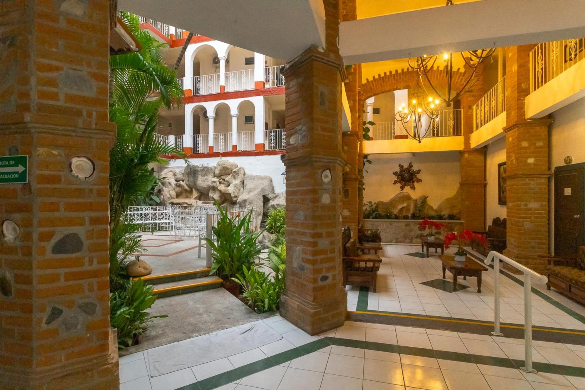 Hotel Encino Malecon Centro Puerto Vallarta Dış mekan fotoğraf