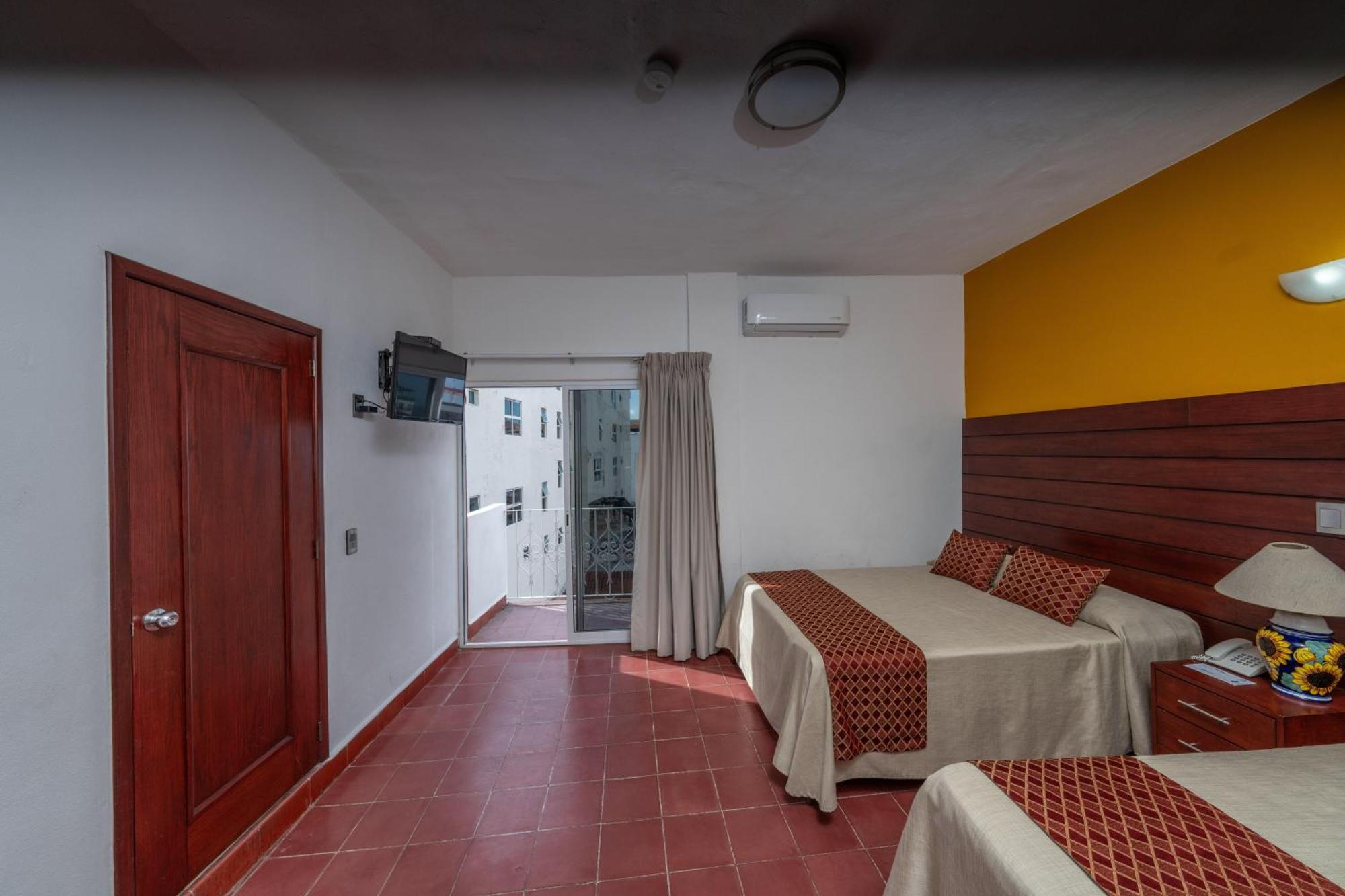 Hotel Encino Malecon Centro Puerto Vallarta Oda fotoğraf