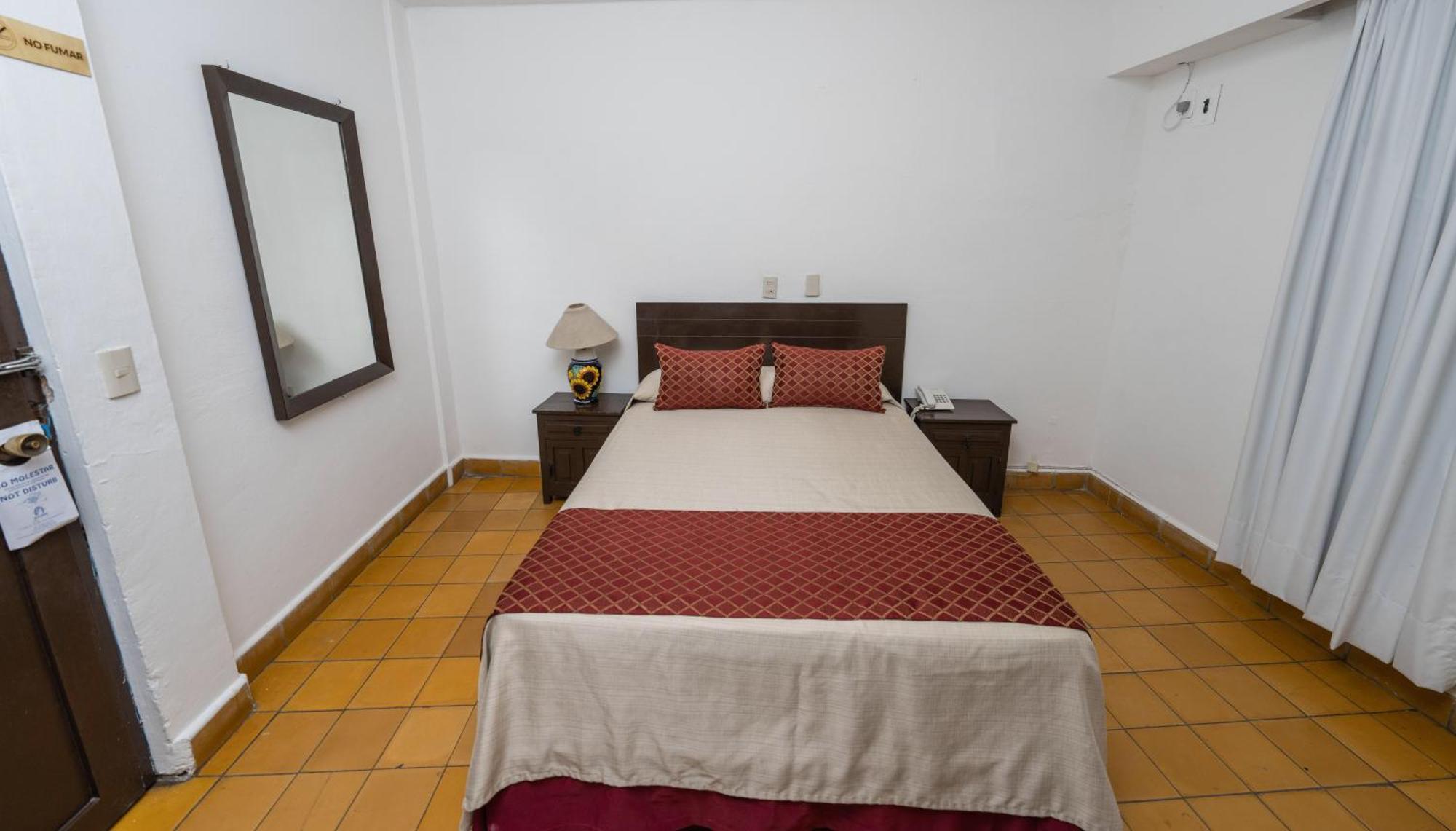 Hotel Encino Malecon Centro Puerto Vallarta Oda fotoğraf
